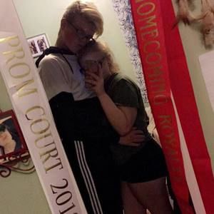 Meet your Posher, Hannah elizabeth